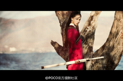 微博：摄影师Pikmin 作品：《浪客》 poco摄影社区