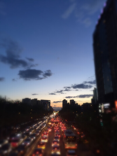 北京的喧闹夜晚