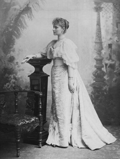 Princess Alix of Hesse, 1894 (2)