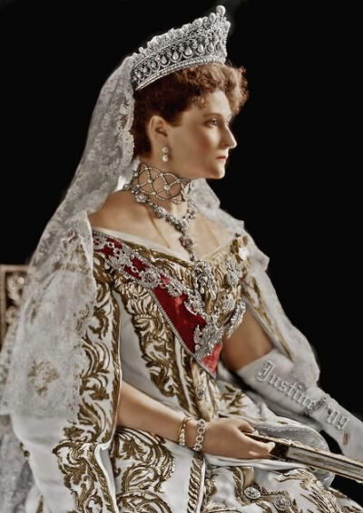 Tsarina Alexandra Feodorovna of Russia (1872-1918)