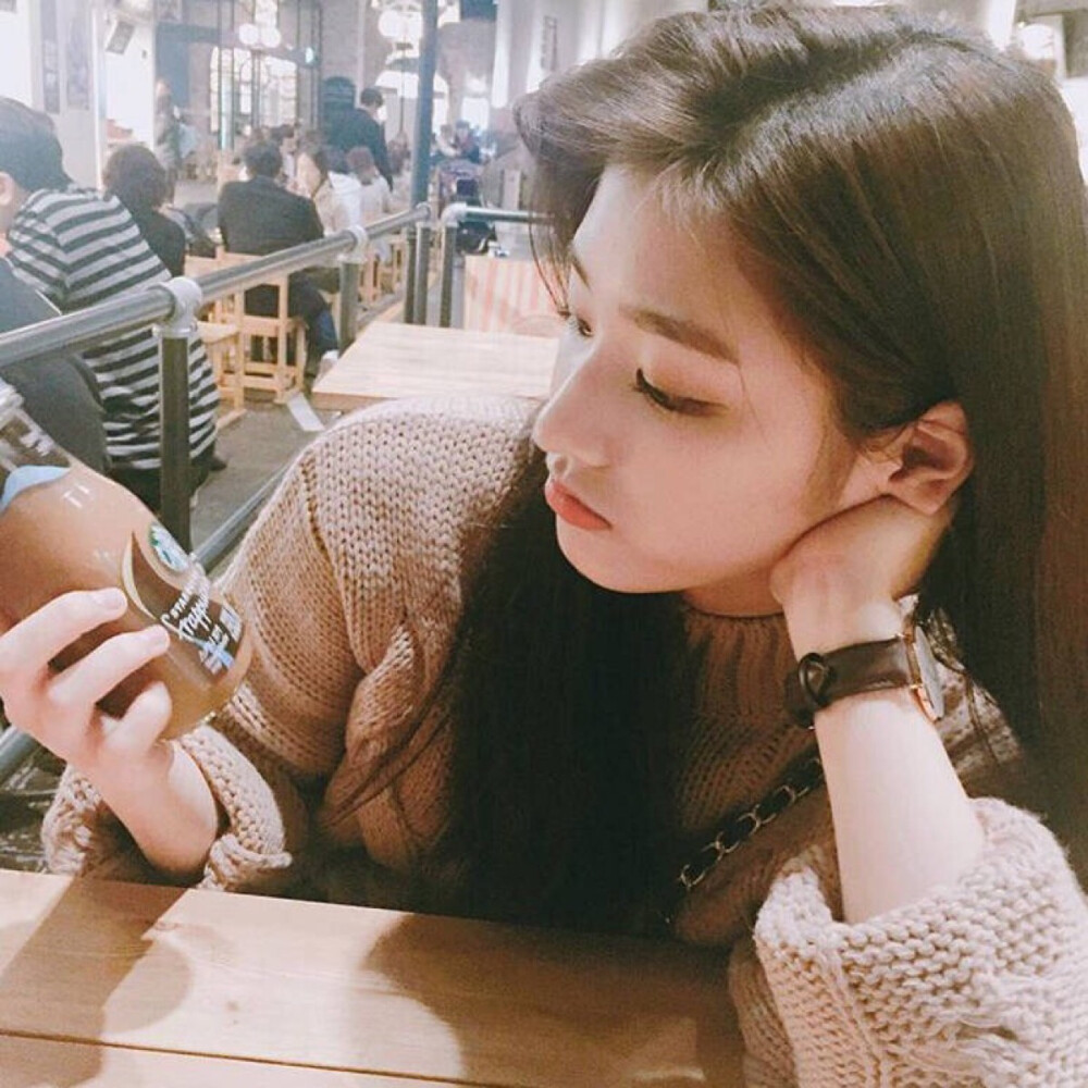 『森系 韩系 简约 头像 女头』· [微博@_shenli ]·「我赤手空拳来到