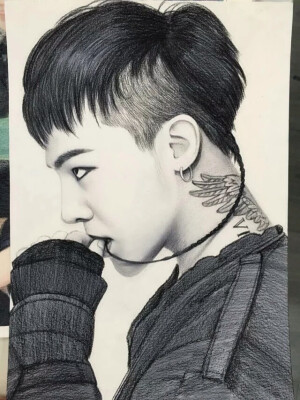 #G-Dragon 权志龙 GD#手绘系列图 cr：logo