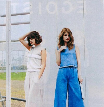 一个像夏天一个像秋天