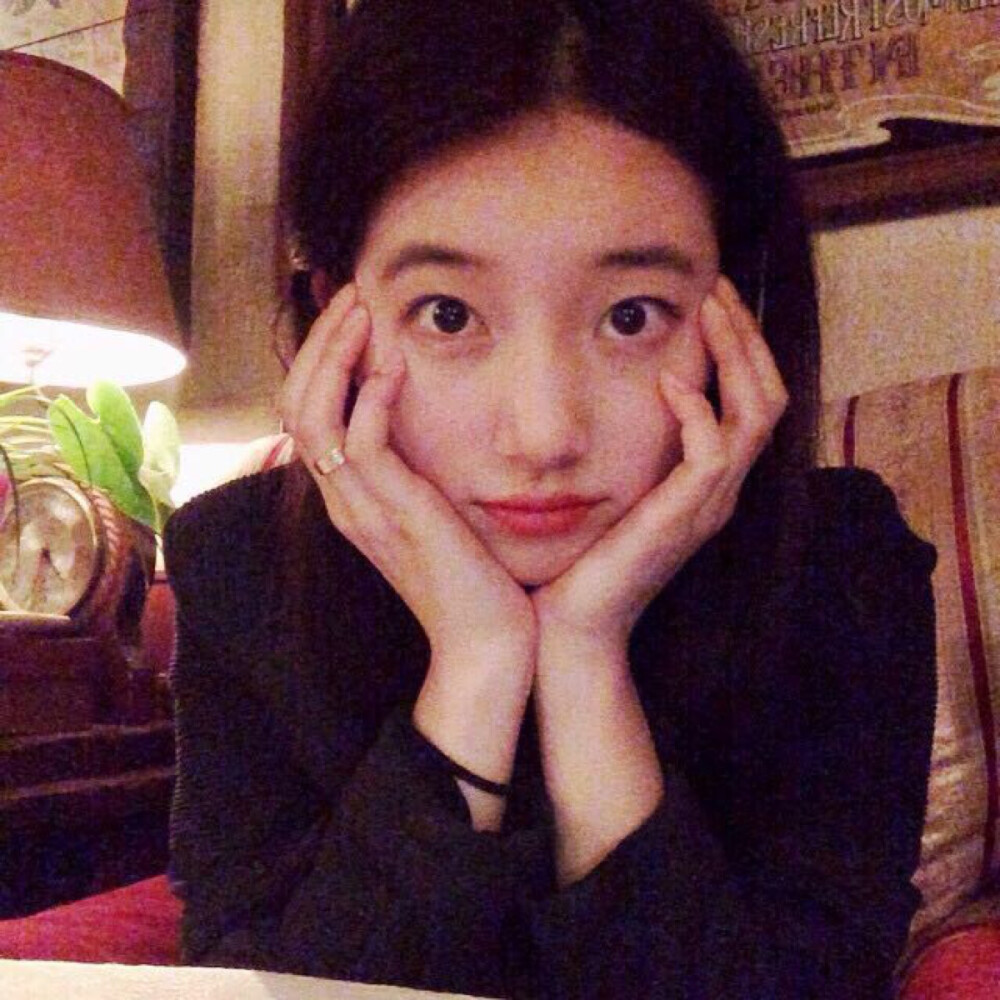 裴秀智 suzy