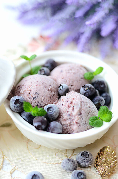 blueberry ice cream