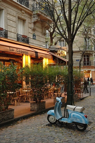 【法國】廣場邊的咖啡店（巴黎）