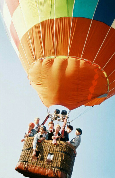 방탄소년단 Special Album '화양연화 Young Forever' Concept Photo
BTS 「永遠年輕」概念照公開