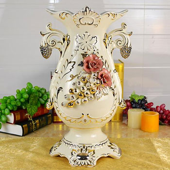 时尚的手感捏花，纯洁的雅玉白瓷，,凤凰寓意美好吉祥！