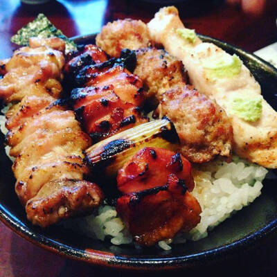 .烧烤肉饭