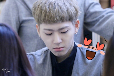 好齐的刘海哈哈哈哈