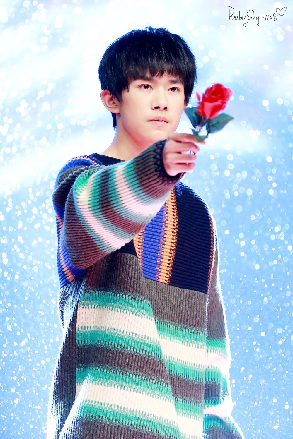 #易烊千玺 #TFBOYS 浪漫玫瑰园生日会 IF YOU舞蹈 高清 帅气