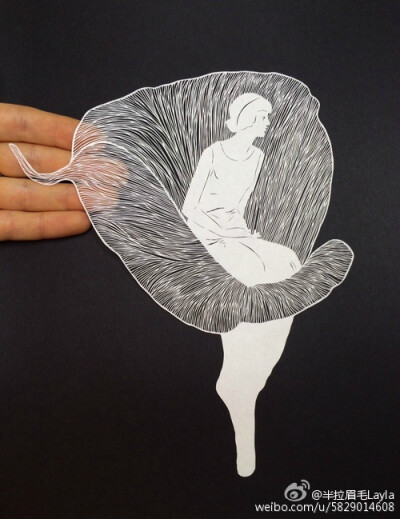 来自于美国纽约的剪纸艺术家 Maude White 的剪纸集 Floral Work 。