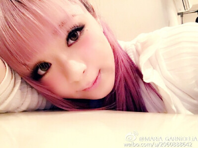 MARiA_GARNiDELiA