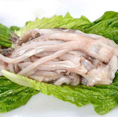 原汁鱿鱼头， 鲜活船冻， 嚼劲十足 ，进口营养丰富。