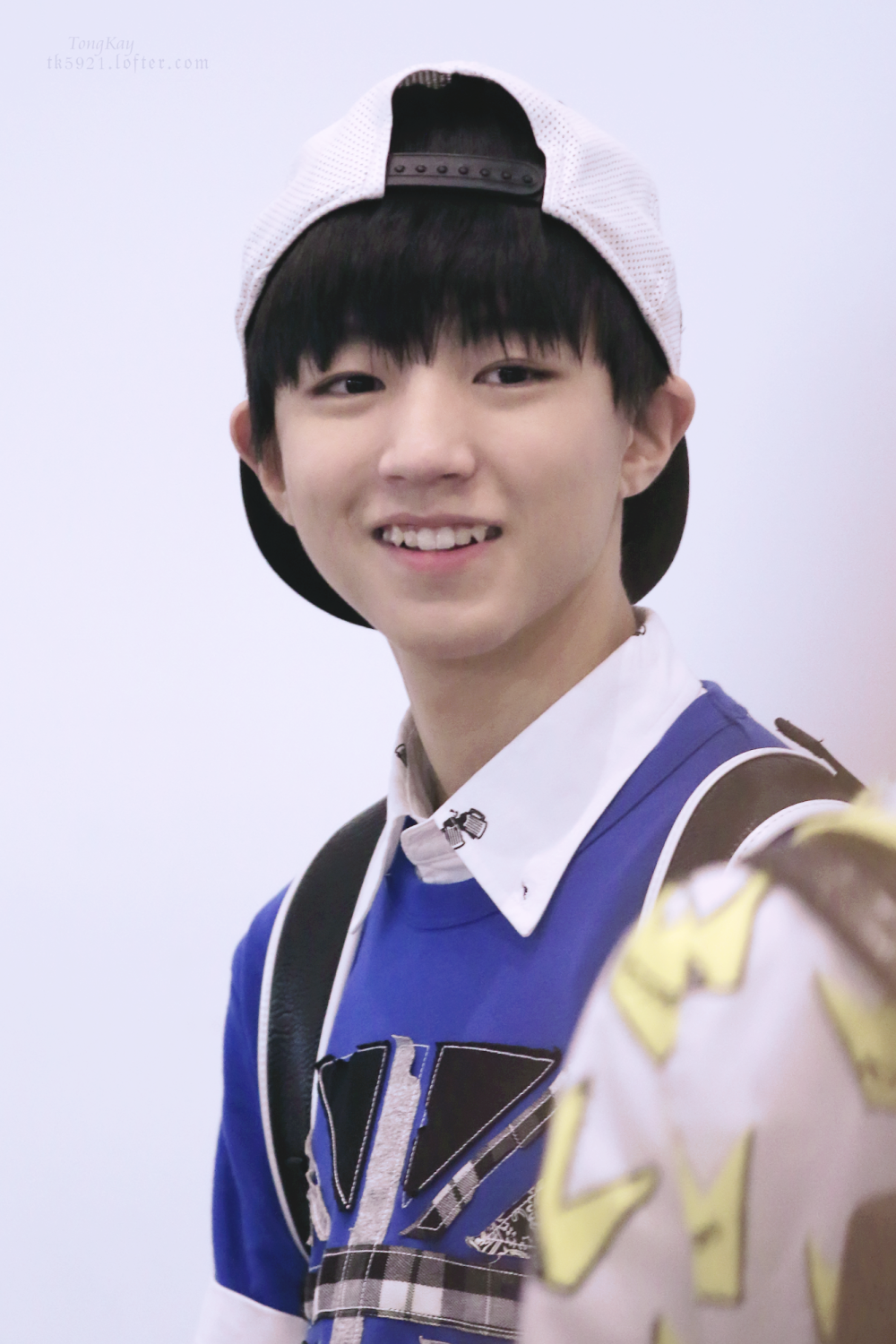 #TFBOYS王俊凯# #王俊凯##TFBOYS#150720 重庆江北机场-台北桃园机场cr：桐TongKay