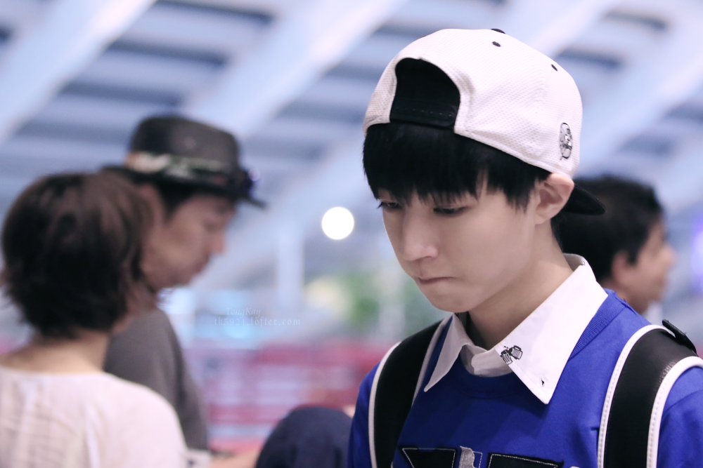 #TFBOYS王俊凯# #王俊凯##TFBOYS#150720 重庆江北机场-台北桃园机场cr：桐TongKay