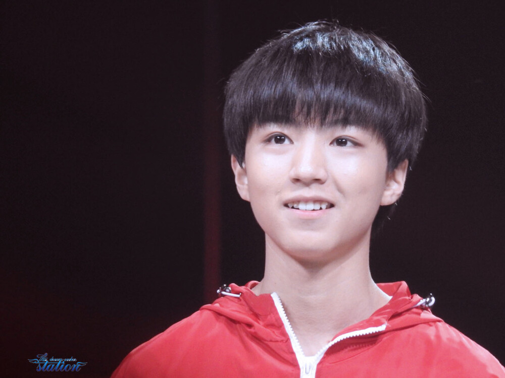 #TFBOYS##TFBOYS王俊凯##王俊凯# 151231 湖南卫视跨年演唱会cr：Dream921_王俊凯个站