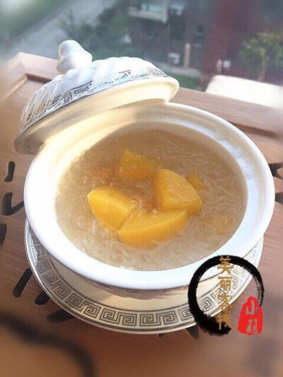 【小羽鲜炖即食黄桃燕窝】/100ML装，采用马来西亚产地【3A】精品干燕