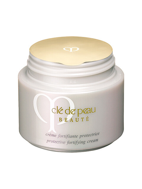 Clé de Peau Beauté
CPB protective fortifying cream （Refill） （医薬部外品）
商品编号： 02881
量： 50g
着眼肌肤日间防护的保湿赋活产品，有效保持肌肤光彩，缔造肌肤活力。糅合先端科研成果，由内而外地打造年轻动人的美肌。有两款产品可选：乳液和面霜。
JPY 10,500 （换算请点开网站查看） 