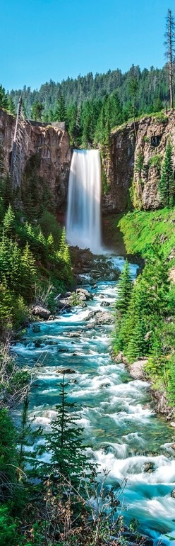 Tumalo迪修特斯河上的瀑布，在俄勒冈州中部。