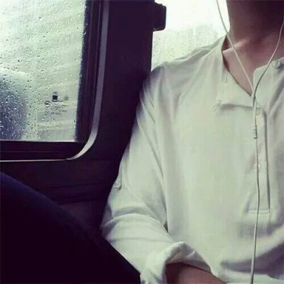 男头，头像，
你有没有偶尔思念我
下次来梦里找我的时候
记得与我说说。