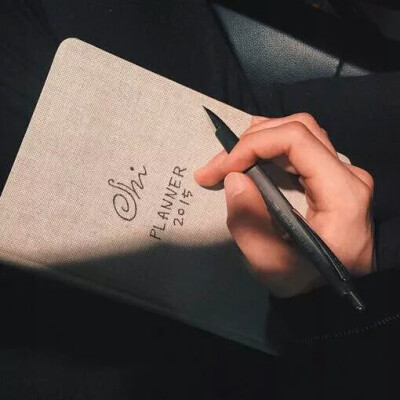 男头，头像，
你有没有偶尔思念我
下次来梦里找我的时候
记得与我说说。