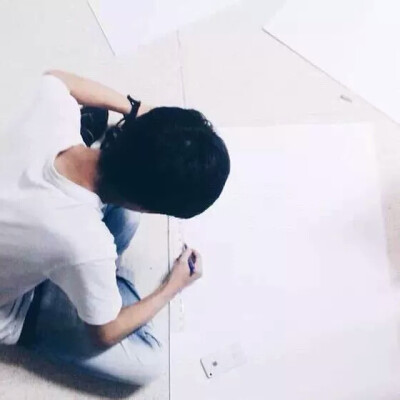 男头，头像，
你有没有偶尔思念我
下次来梦里找我的时候
记得与我说说。