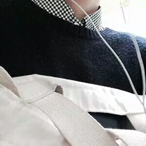 男头，头像，
你有没有偶尔思念我
下次来梦里找我的时候
记得与我说说。