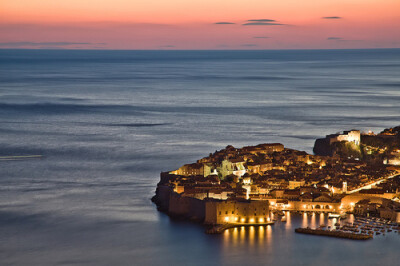 Sunset over Dubrovnik
杜布罗夫尼克，克罗地亚