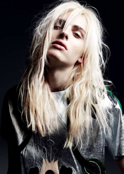 「欧美男模」-----Andrej Pejic(安德烈·皮吉斯)
身高188cm ，来自澳大利亚