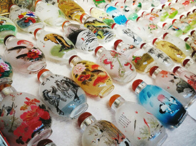 在上海田子坊发现的美美的手工玻璃瓶子(´▽｀)ノ♪