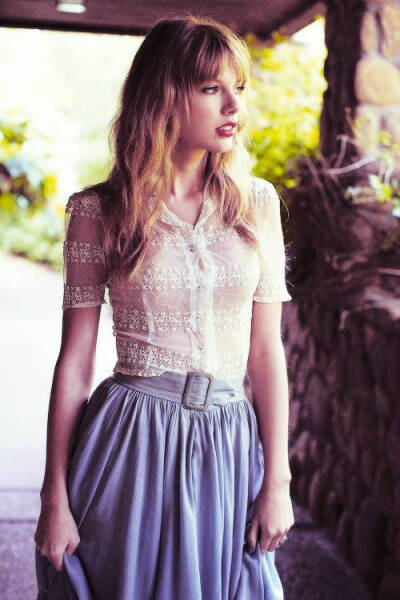 『T.S.』泰勒 斯威夫特
