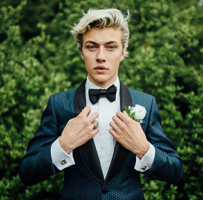 Lucky Blue Smith 欧美男头