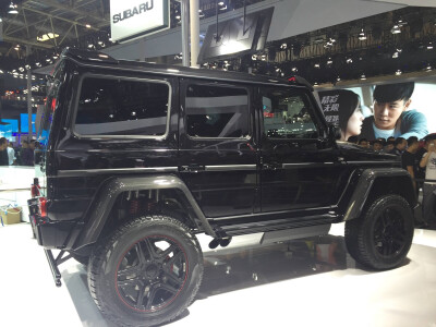 奔驰BRABUS G500 4x4