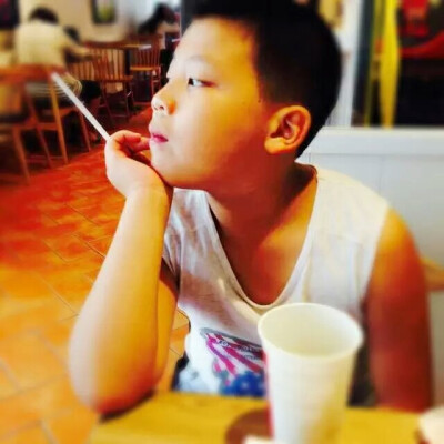 带大外甥去吃KFC(吃吃吃)