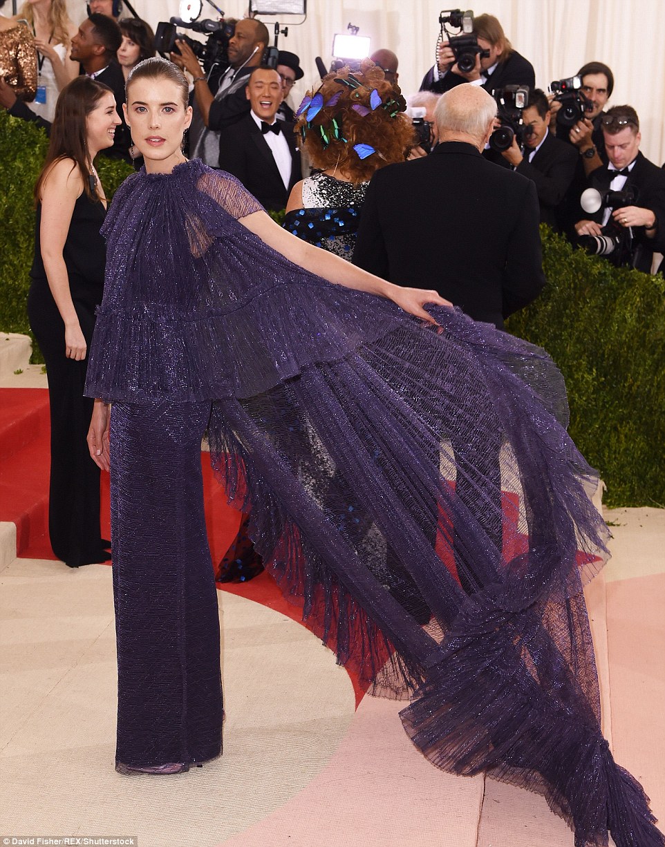 Agyness Deyn @ Met Gala 16