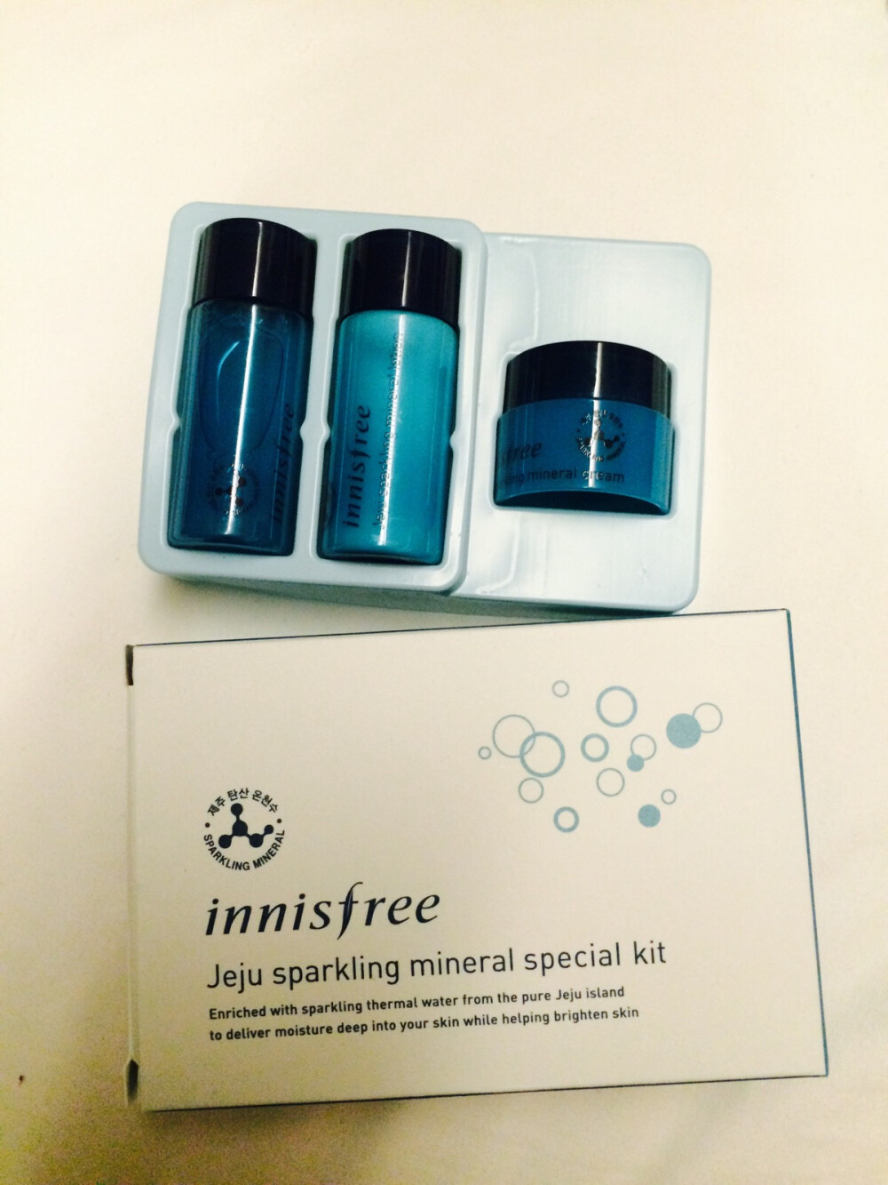 innisfree悦诗风吟 温泉碳酸水矿物质保湿水乳 中样 韩国购入