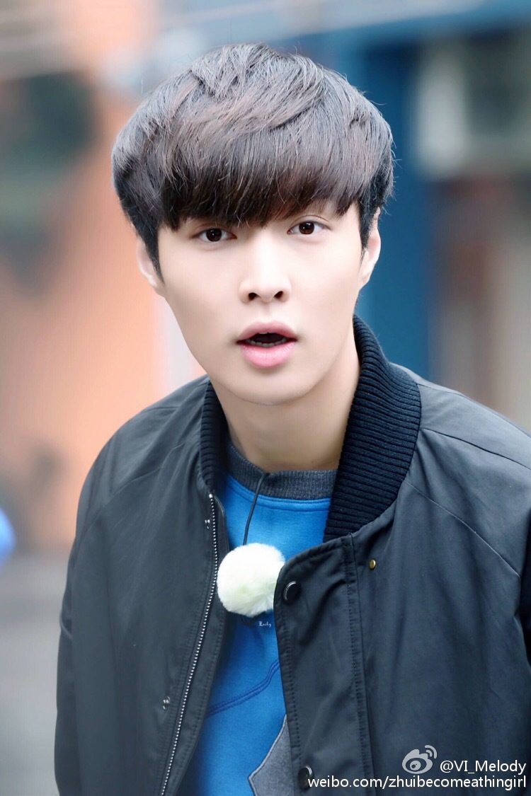 EXO 张艺兴 高清壁纸