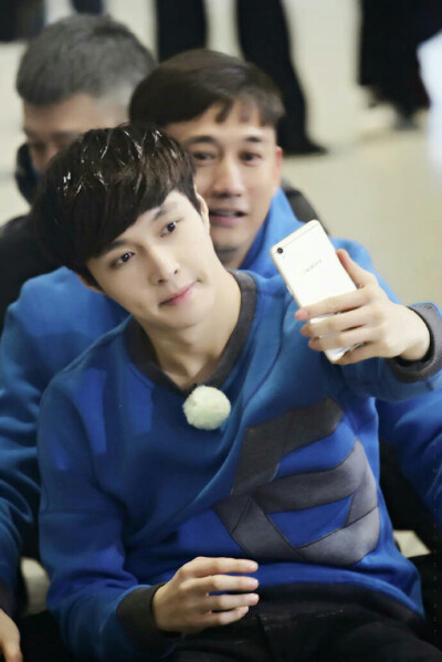 EXO 张艺兴 高清壁纸