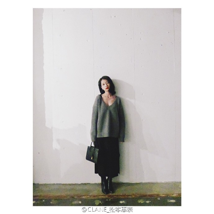 #CLANE# #松本恵奈# 201509_CLANE OOTD_BACK MOTIF V-NECK KNIT