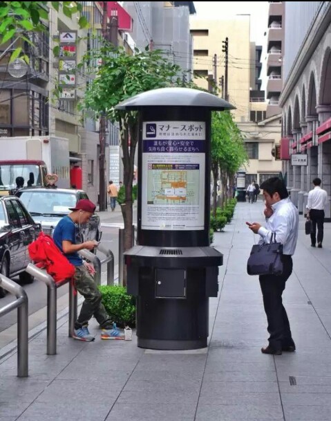 街道 公交站 日本