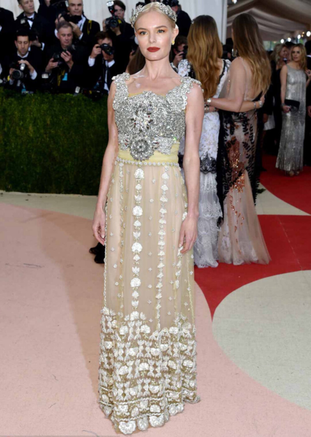 Kate Bosworth 身穿 Dolce & Gabbana