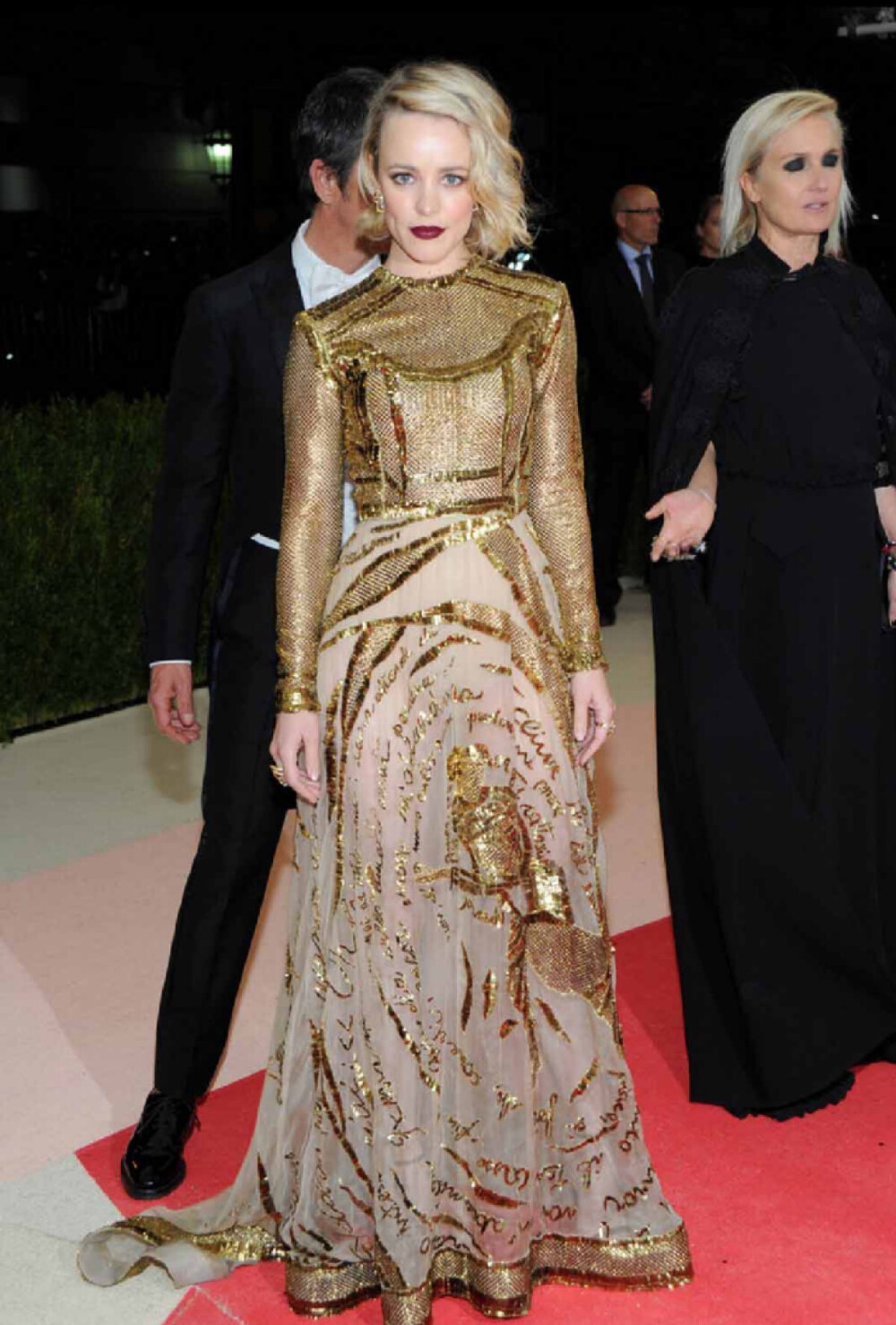 Rachel McAdams 身穿 Valentino