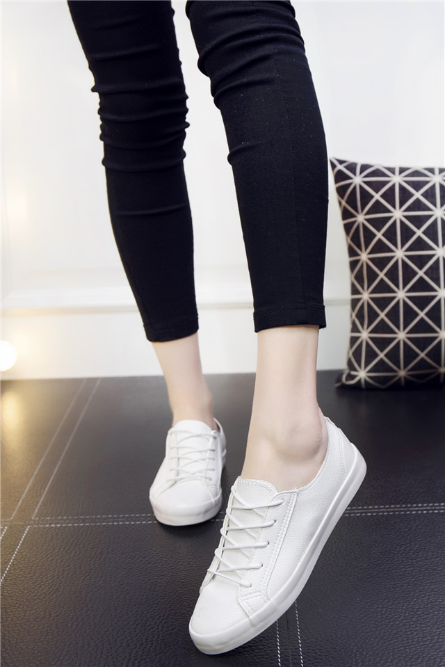 【吖蕾】简单朴素韩版小白鞋