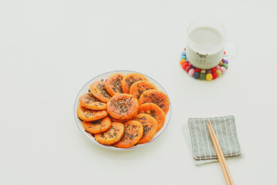 南瓜饼+黑芝麻豆浆