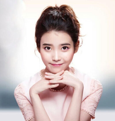 IU 아이유 李知恩 이지은 国民妹妹