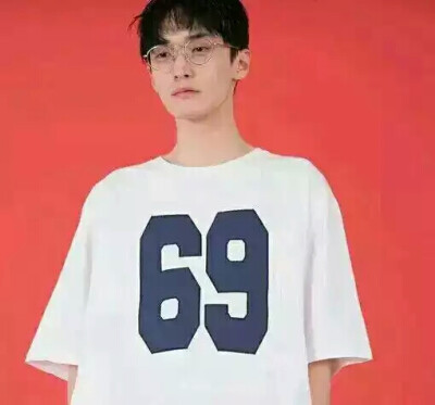 栗子SAMAの硬汉头像 [情侣头像] [兄弟头像] [文艺男头] [韩系头像] [森系头像] [欧美头像] [小清新] [高清] [侵删]