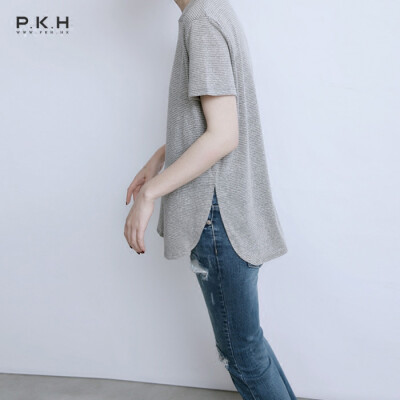 PKH 特69 初夏 洋气时髦灰色调 大圆弧摆百搭条纹短袖T恤