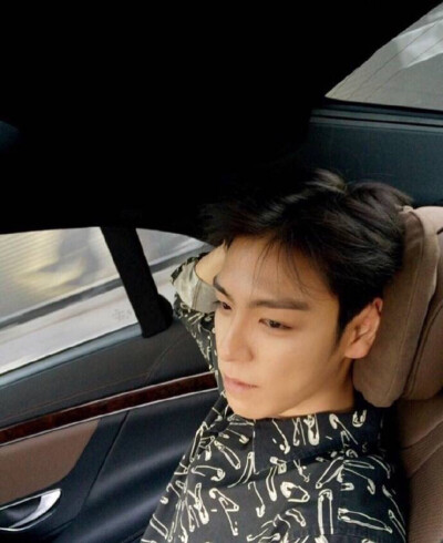 BIGBANG 崔胜铉 崔TOP 鬼神大人 T.O.P ins日常