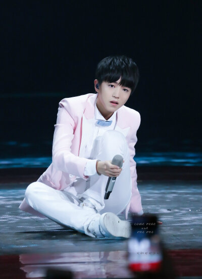 #TFBOYS王俊凯##王俊凯##TFBOYS#160222 湖南卫视元宵喜乐会cr：起司Cheese_